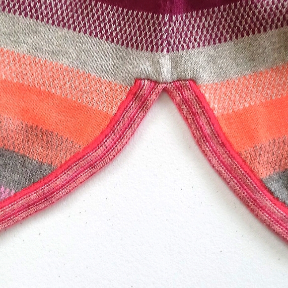 ZAKET & PLOVER Striped Curved Sweater, Women's, Size S - Picture 8 of 11